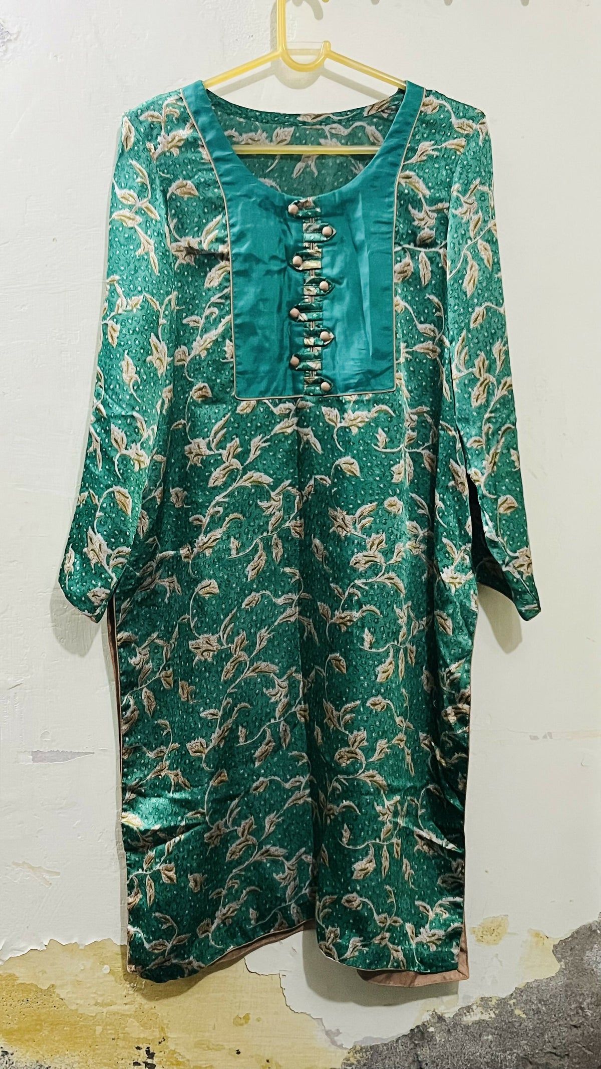 Saleem Fabrics | Women Locally Made Formals | Medium | Green | Preloved