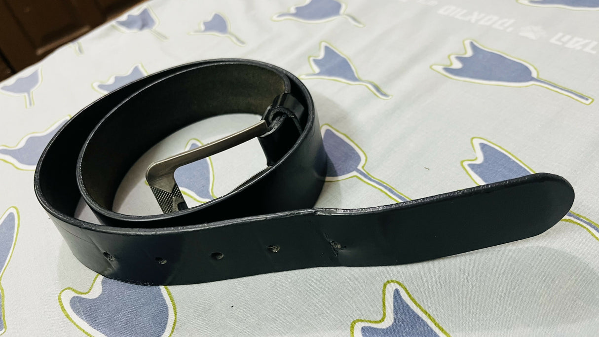 Men’s Original Leather Belt | Men’s Accessories | Preloved