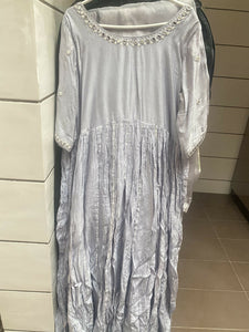 Sunnia Manahil | Women Branded Formals | Large | Preloved