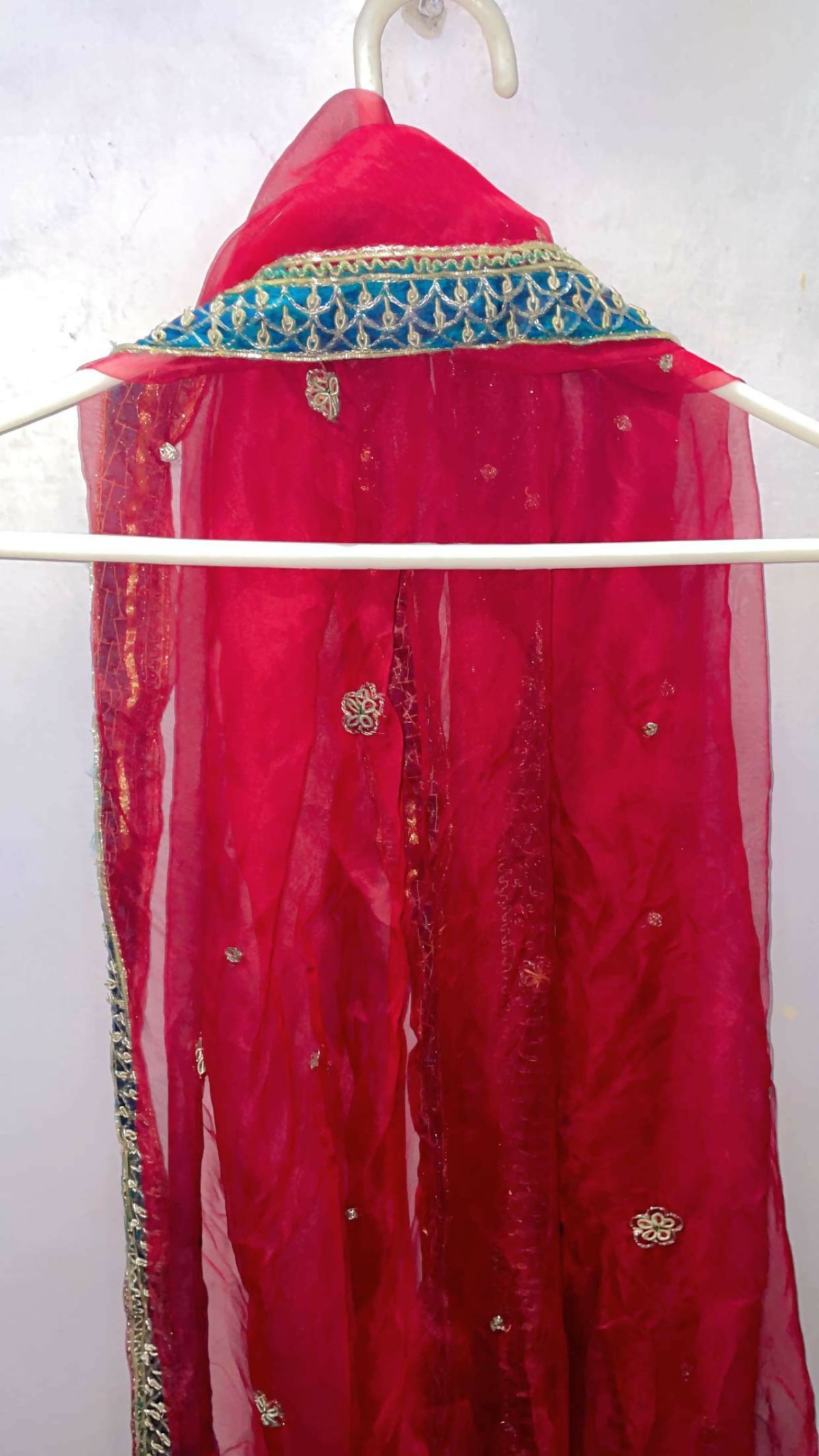 Embroidered Duppata | Women Accessories | Duppatas & Shawls | Red | Large | Preloved