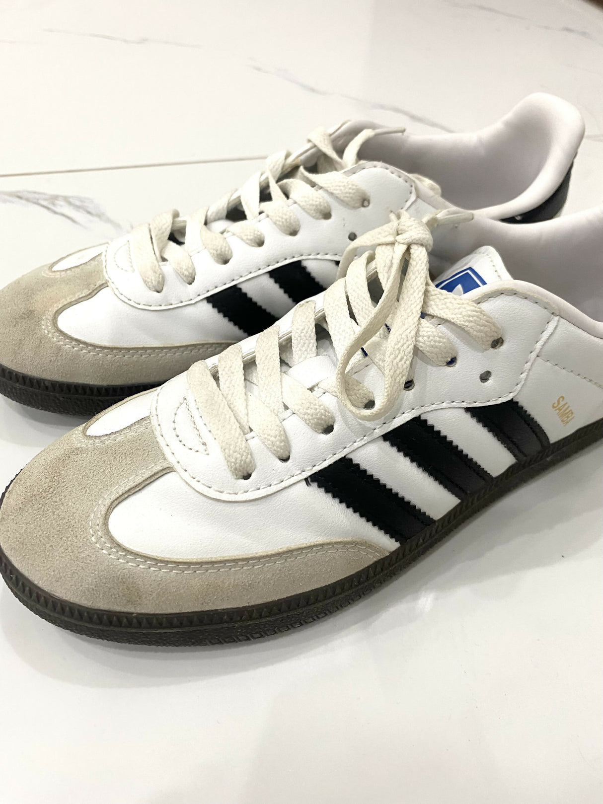 Adidas Samba Shoes | Women Shoes | Sports Shoes & Joggers | Size: US 8 | White | Preloved