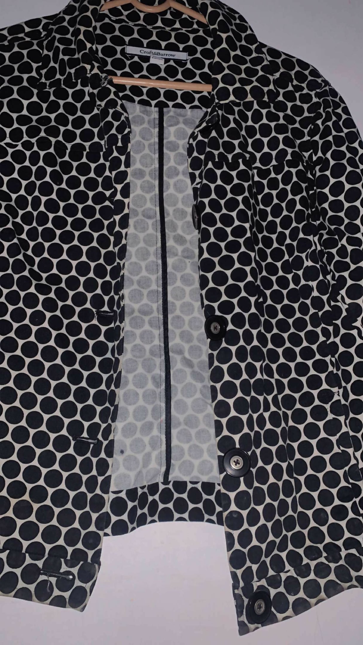 Winter Black & White Coat | Women Sweaters & Jackets | Medium | Preloved