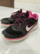 Nike | Women Shoes | Sports Shoes & Joggers | Size: US 6.5Y | Black & Pink | Preloved