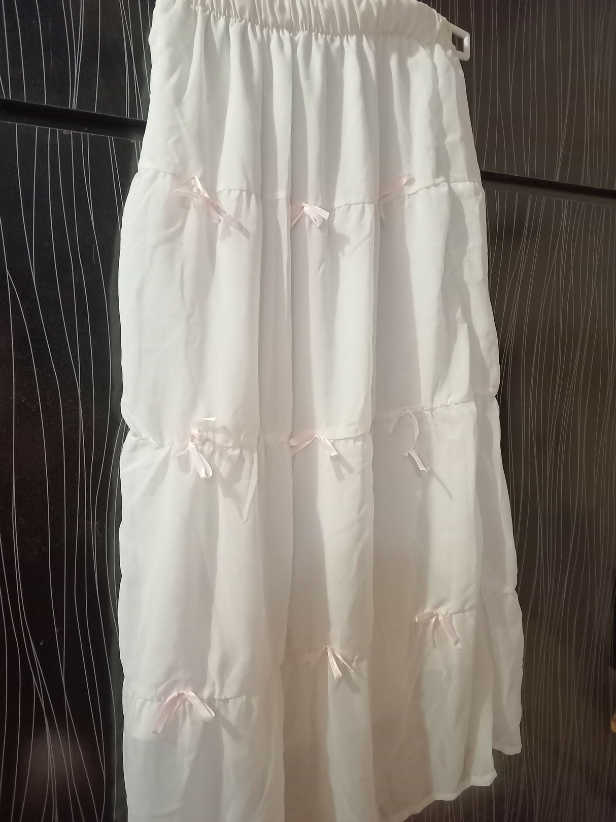 Bow Skirt & Top | Women Tops & Shirts | Baby Pink & White | Samll | Preloved