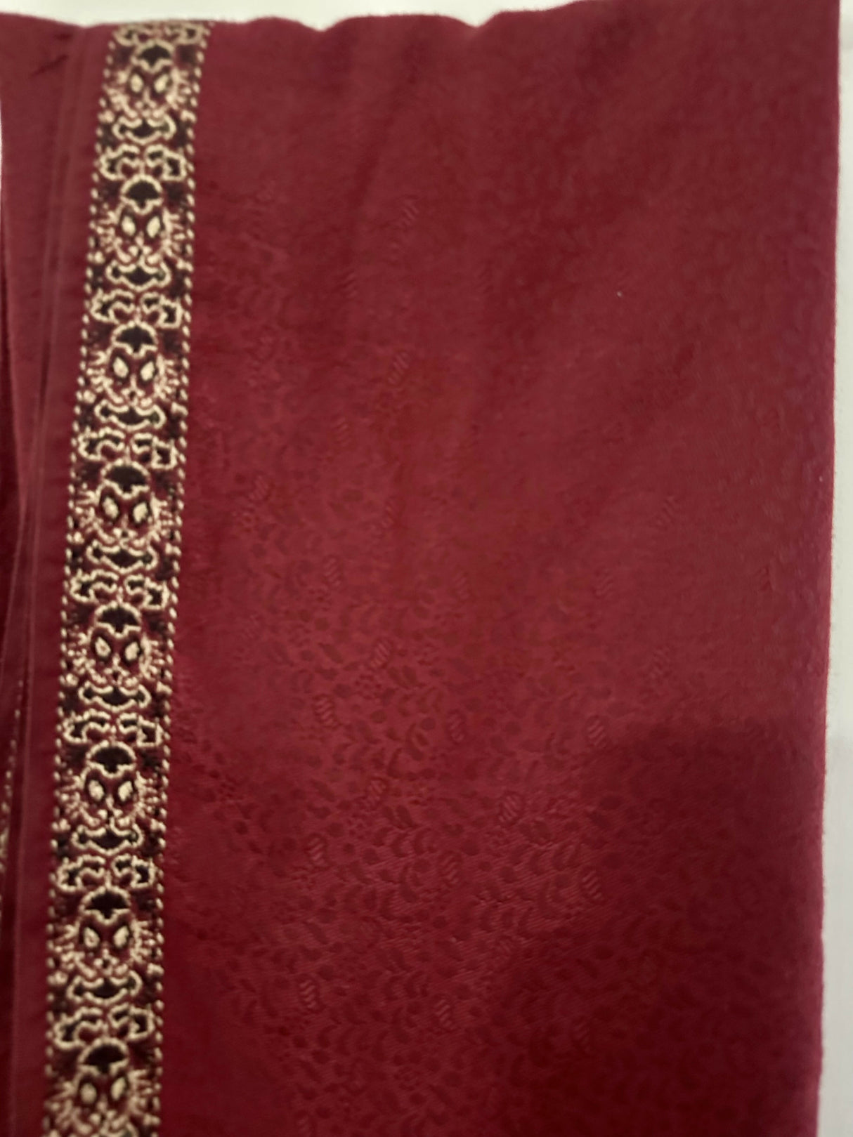 Wool Shawl Shawls | Women Accessories | Duppatas & Shawls | Standard | Preloved