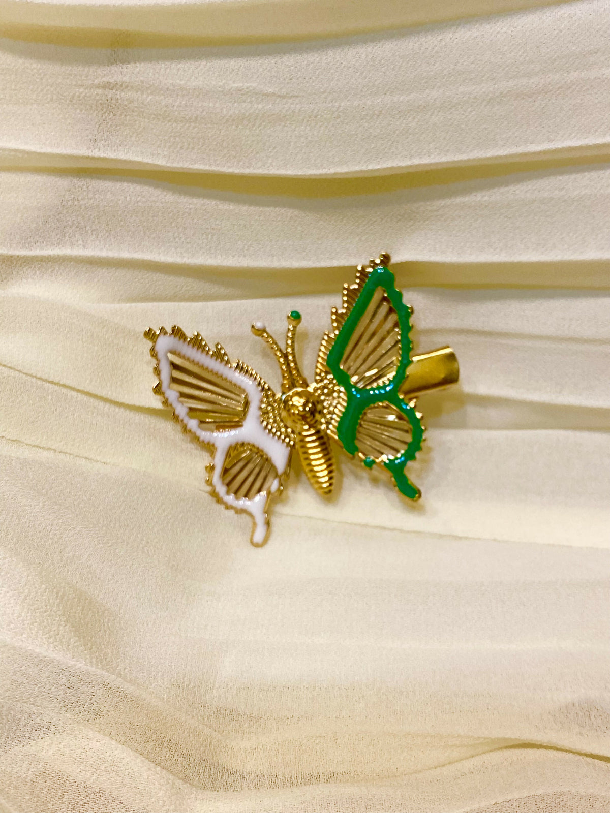 Butterfly Pin | Kids | Girls Accessories | Green & White | Brand New