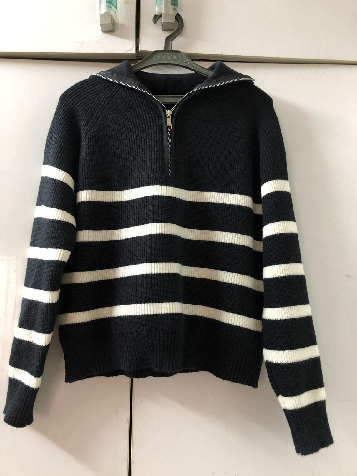 Shein | Women Sweaters & Jackets | Small | Worn Once
