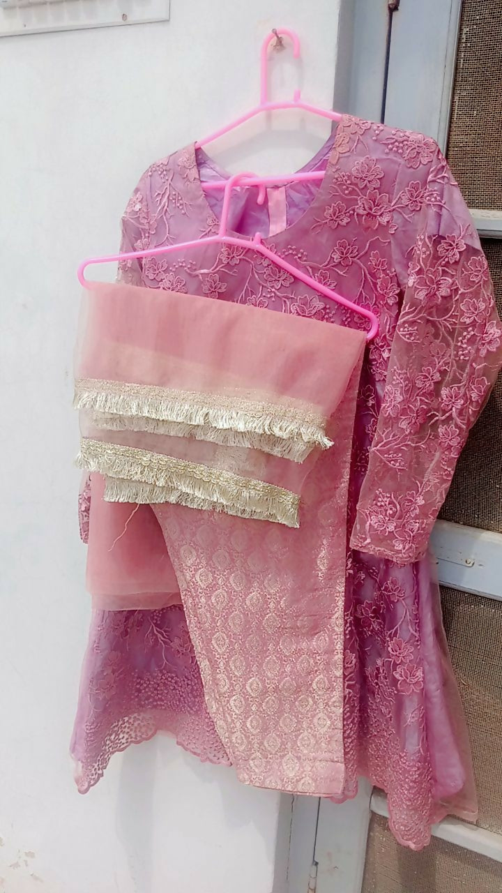 Light Purple Floral Dress | Women Locally Made Formals | Medium | Preloved