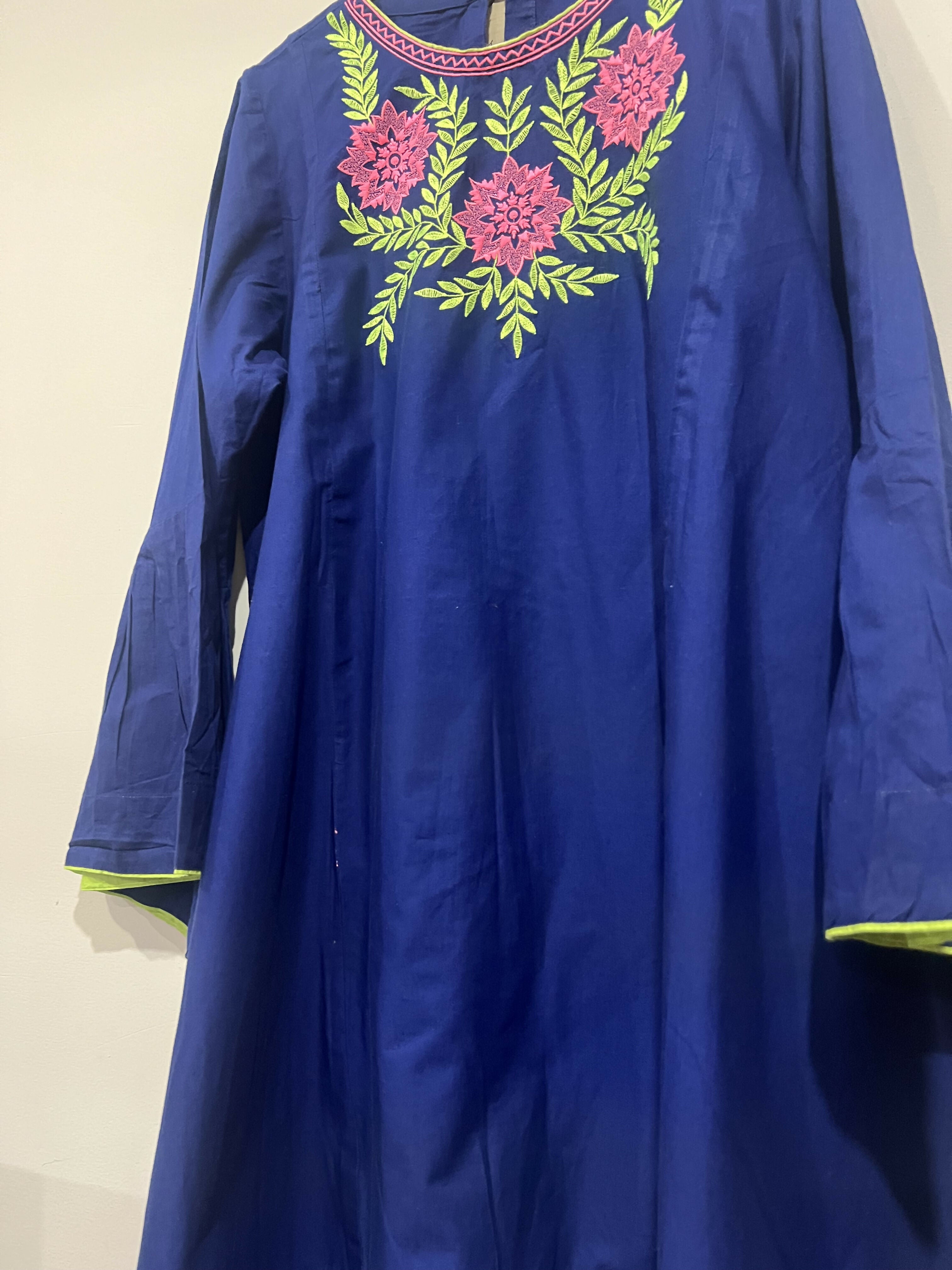 Tarzz | A line style Kurta | Women Branded Kurta | Large | Preloved