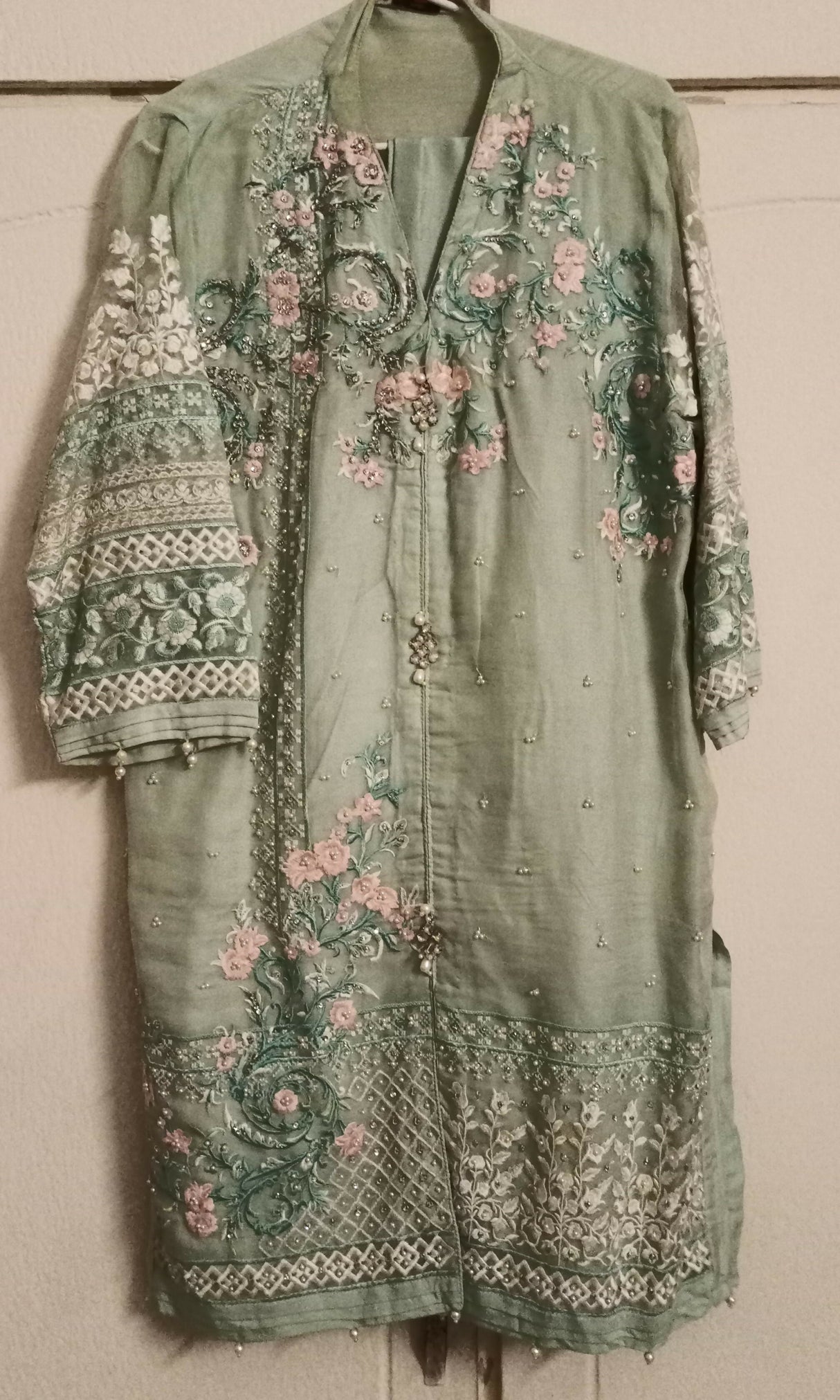 Agha Noor | Women Branded Kurta | Large | Preloved