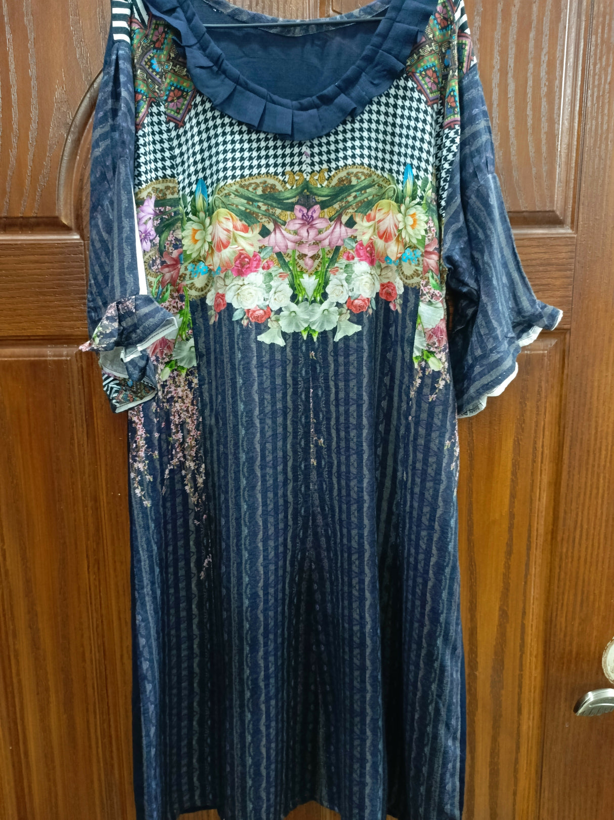 Bonanza Satrangi | Linen Shirt | Women Branded Kurta | Medium | New