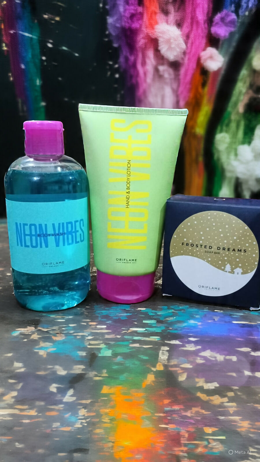Oriflame | Neon Vibes Body Wash & Neon Vibes Hand and Body Lotion & Soap Bar | Women Beauty Skincare | Brand New