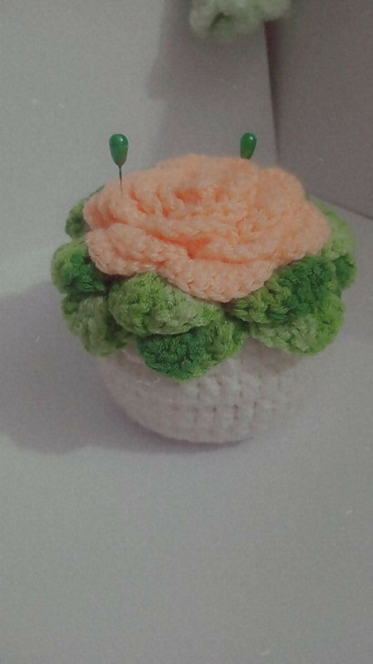 Pashforfashpk | Handmade Crochet Pin Cushion | For Your Home | New
