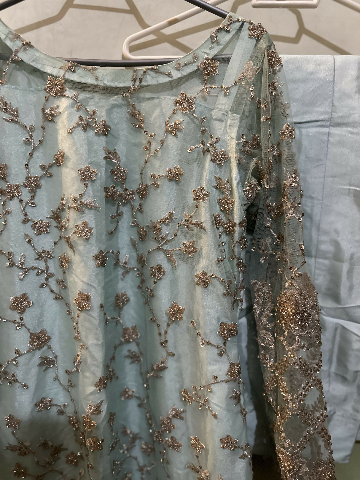Ferozi 3Pc Formal | Women Locally Made Formals | Medium | Worn Once