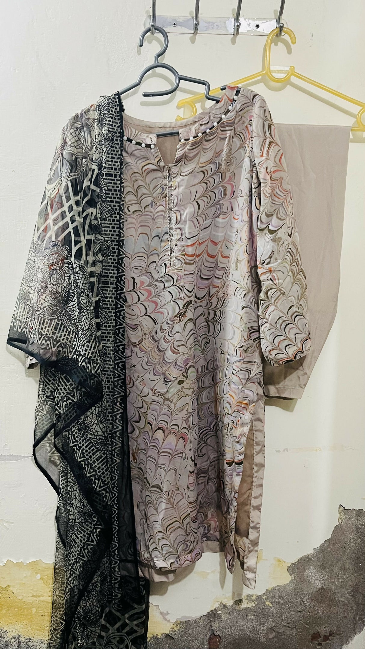 Saleem Fabrics | Soft Georgette 3-PC Cream Dress | Branded Women Dress | Preloved