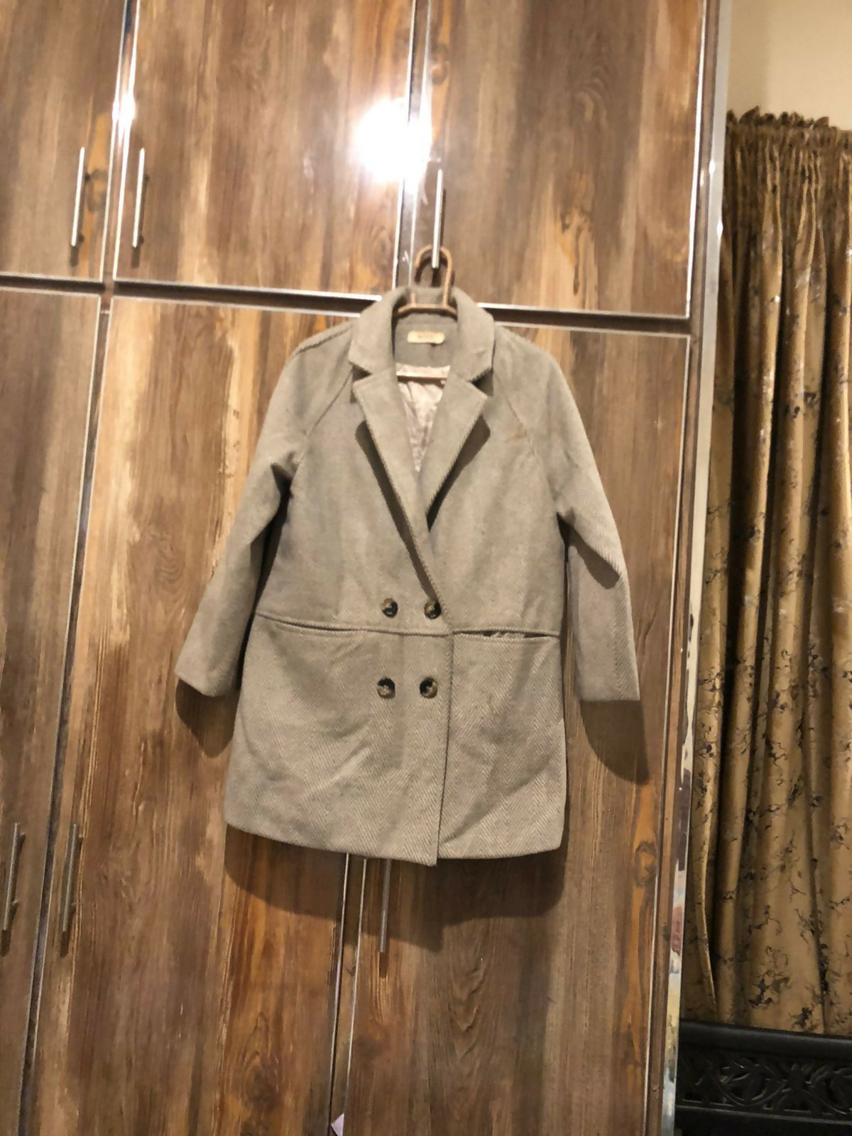 Coat Camel Color | Men Jackets & Coats | Small | Preloved