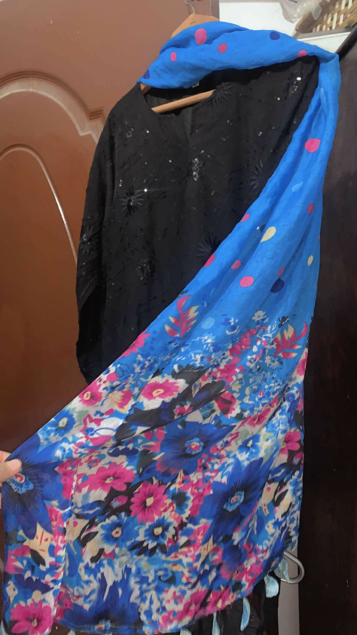 2 PC Black Dress | Women Locally Made Kurta | Medium | Preloved