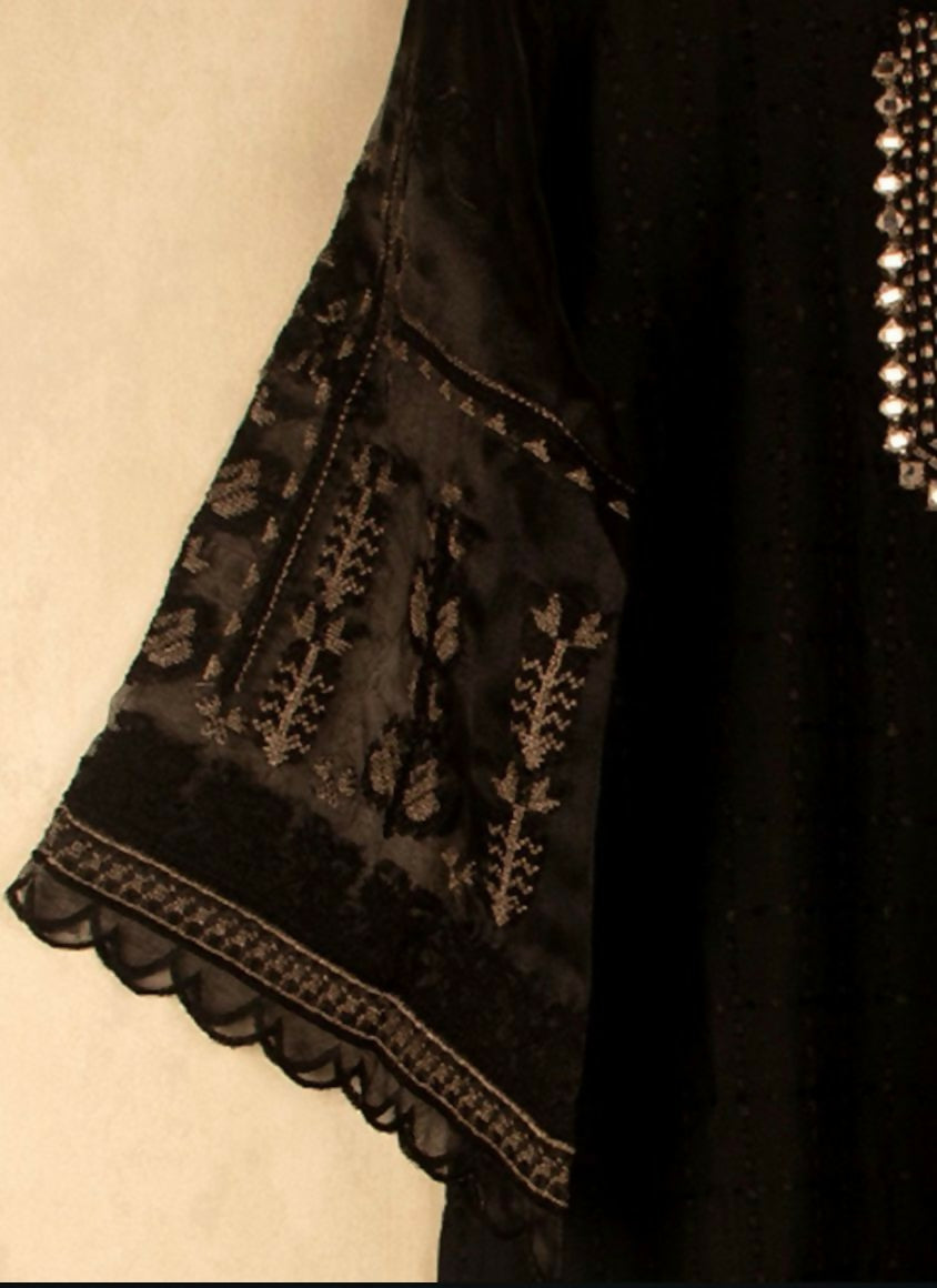 WhatsApp Image 2025-05-10 at 3.27.36 am (1)