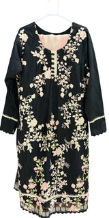 Threads and Motifs | Women Branded Formals | Large | Preloved