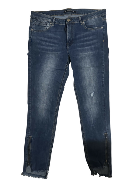 64LVGR0qBE-Photoroom