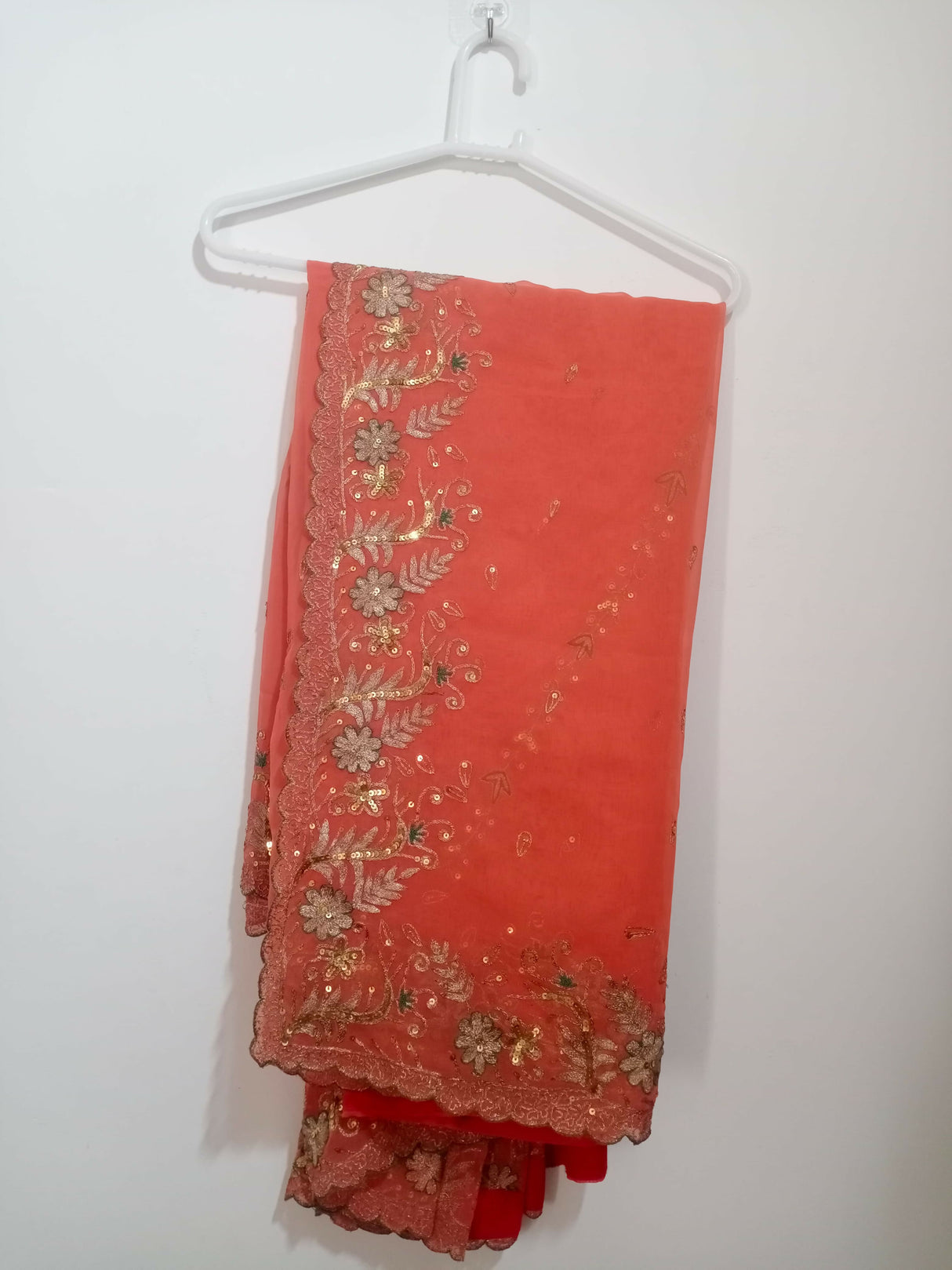 Peach Saree with Velvet Blouse | Women Sarees | Women Locally Made Formals | X Large | Preloved