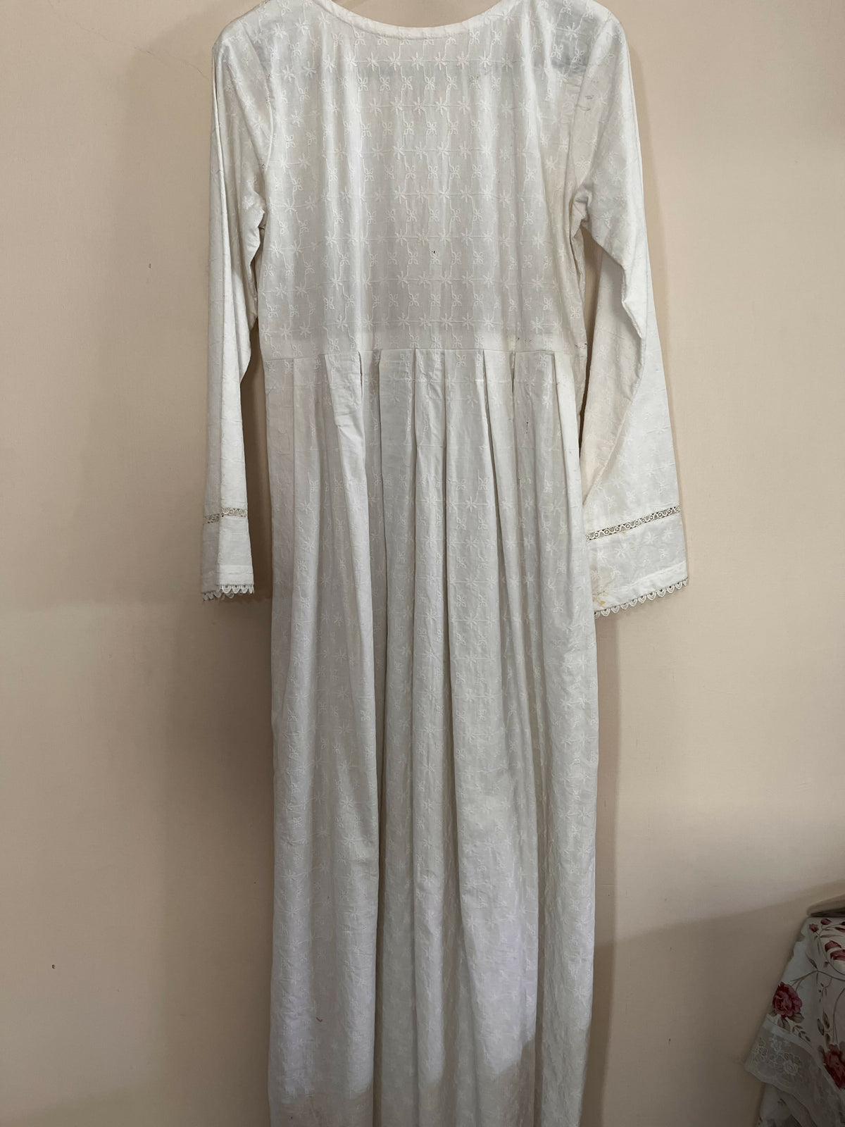 Chicken Kari Maxi | Women Frocks & Maxis | White | Small | New
