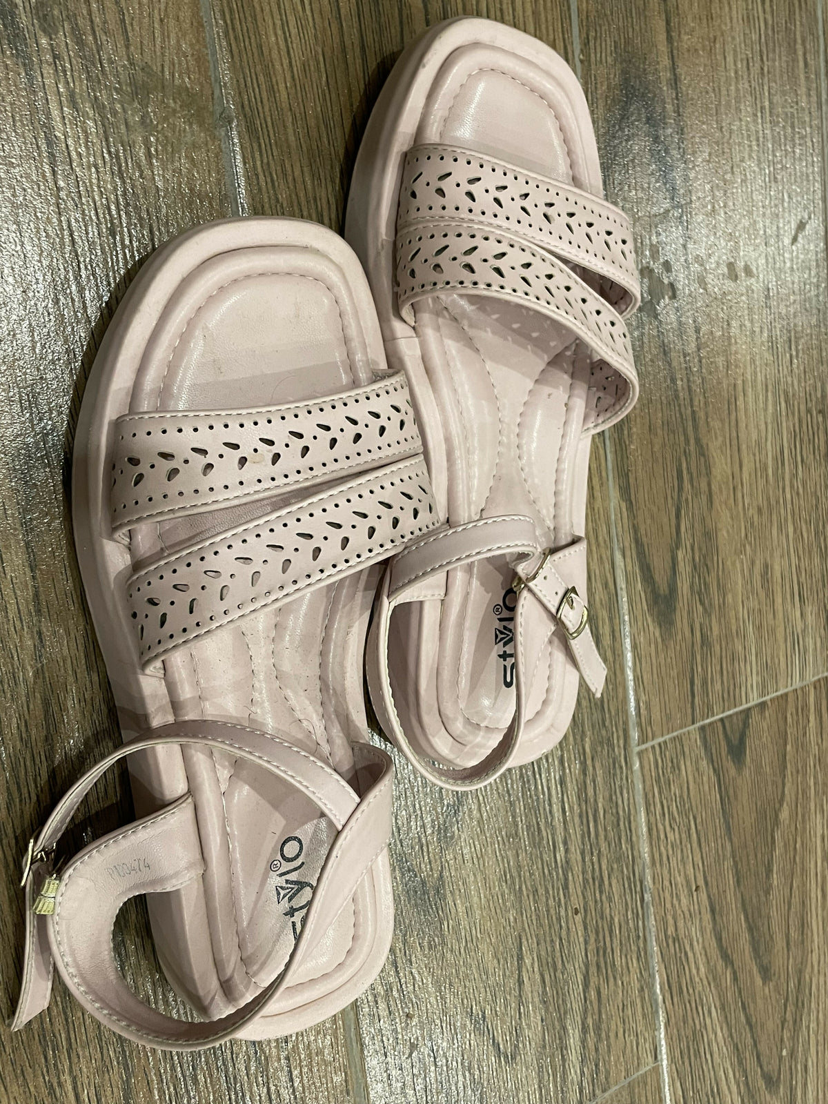 Stylo | Women Shoes | Sandals & Flats | Size: 38 | Preloved