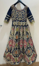 Bridal Mehndi Maxi | Women Bridals | Small | Preloved