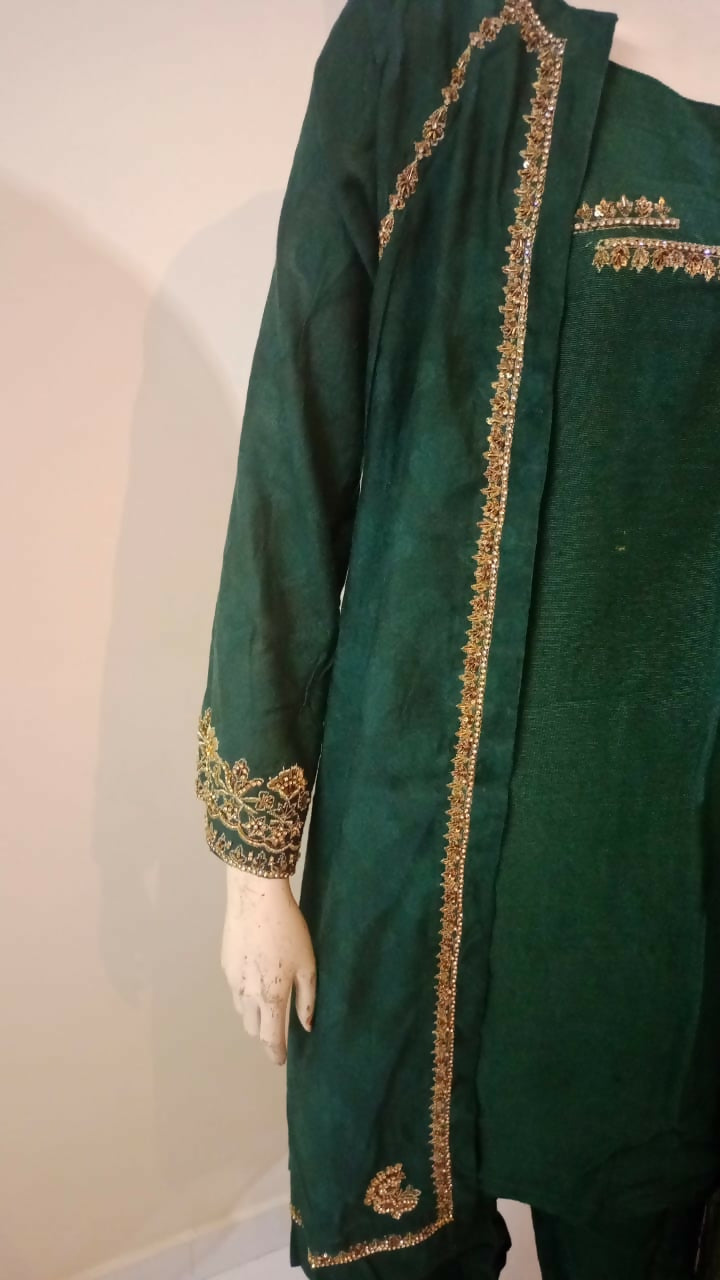 4 PC Fancy suit | Women Locally Made Formals | Small | Preloved