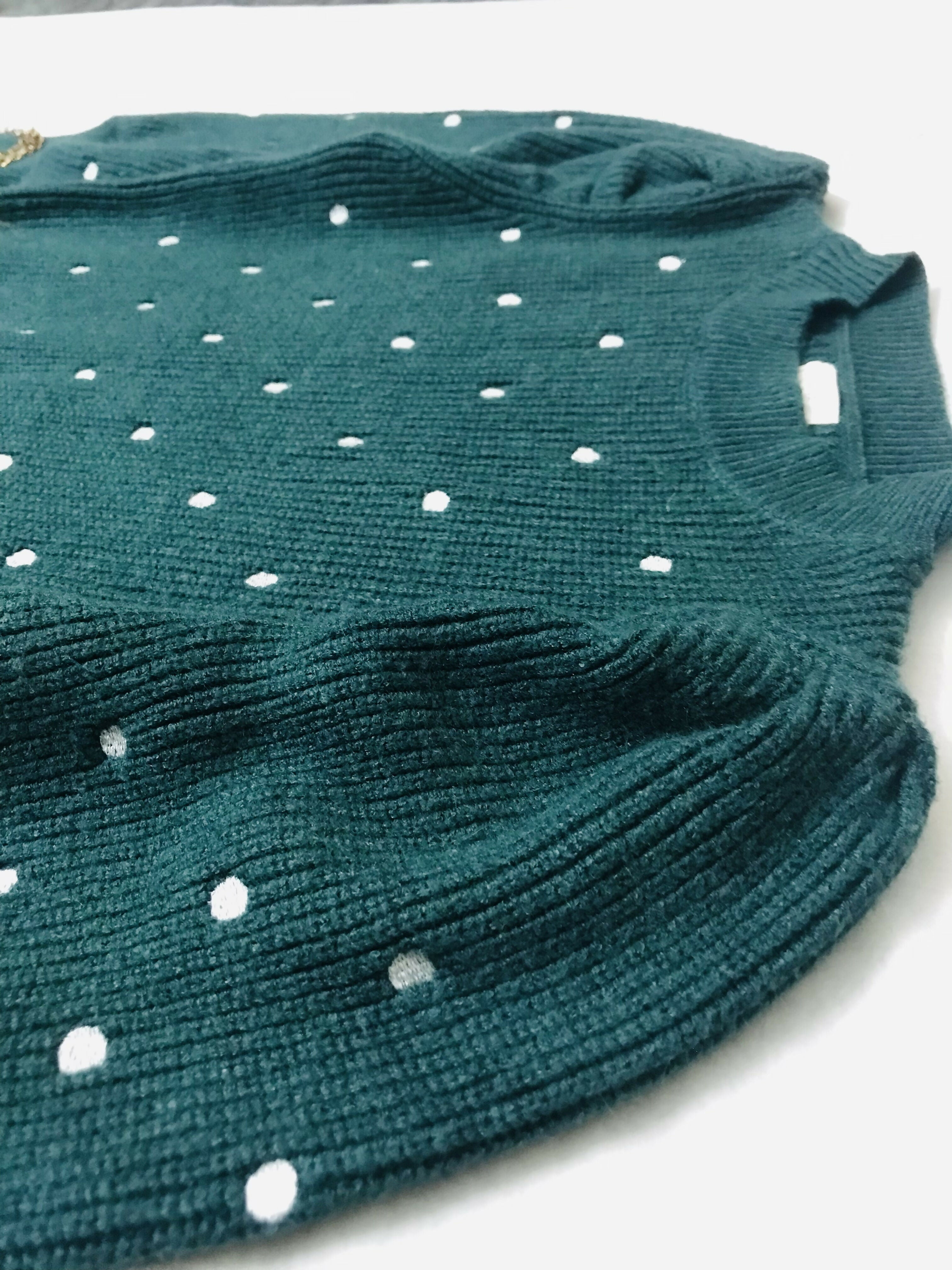 Green Bodice sweater | Women Sweaters & Jackets | Small | Worn Once