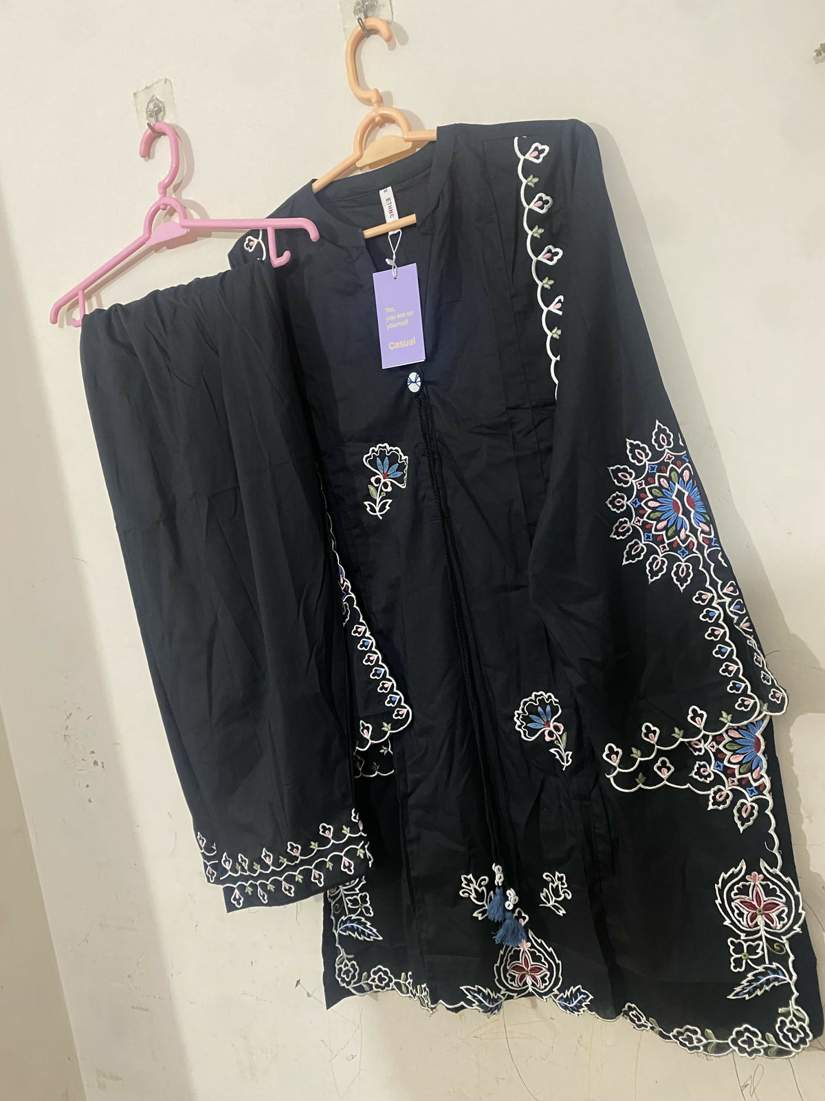 Ethnc | Women Branded Kurta | Black | Medium | Brand New