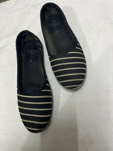 Clive | Black and white Canvas Shoes | Women Shoes | Size:41 | Preloved