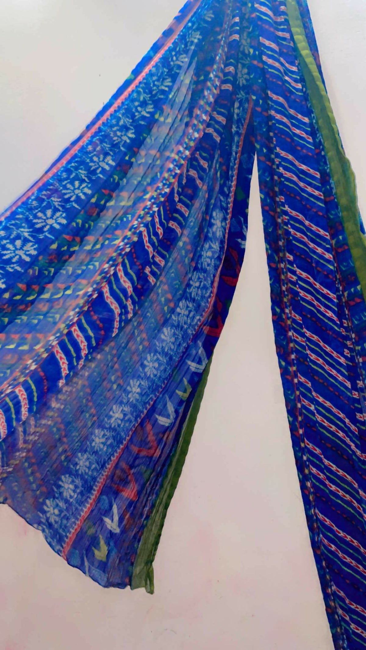 Printed Stylish Scarf | Women Accessories | Hijabs & Scarves | Standard | Preloved