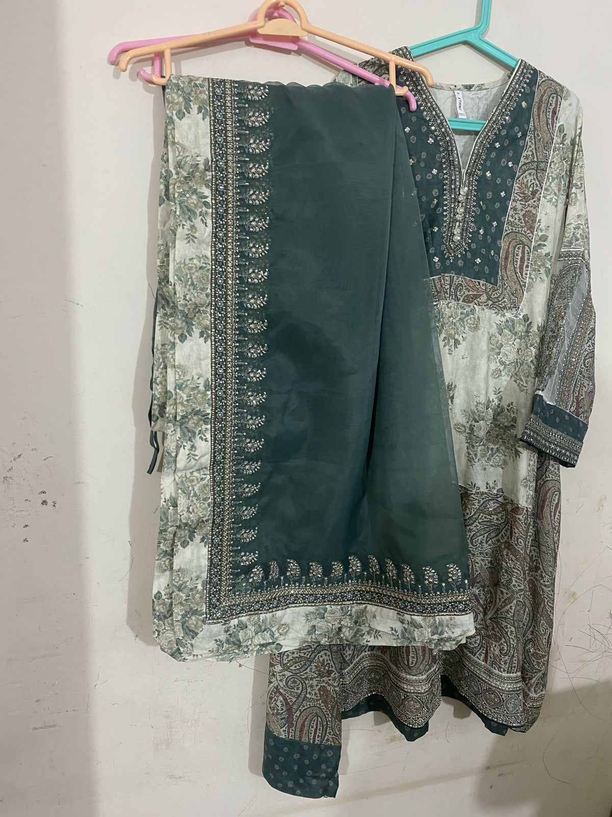 Ethnc | Women Branded Kurta | Medium | Green | Preloved