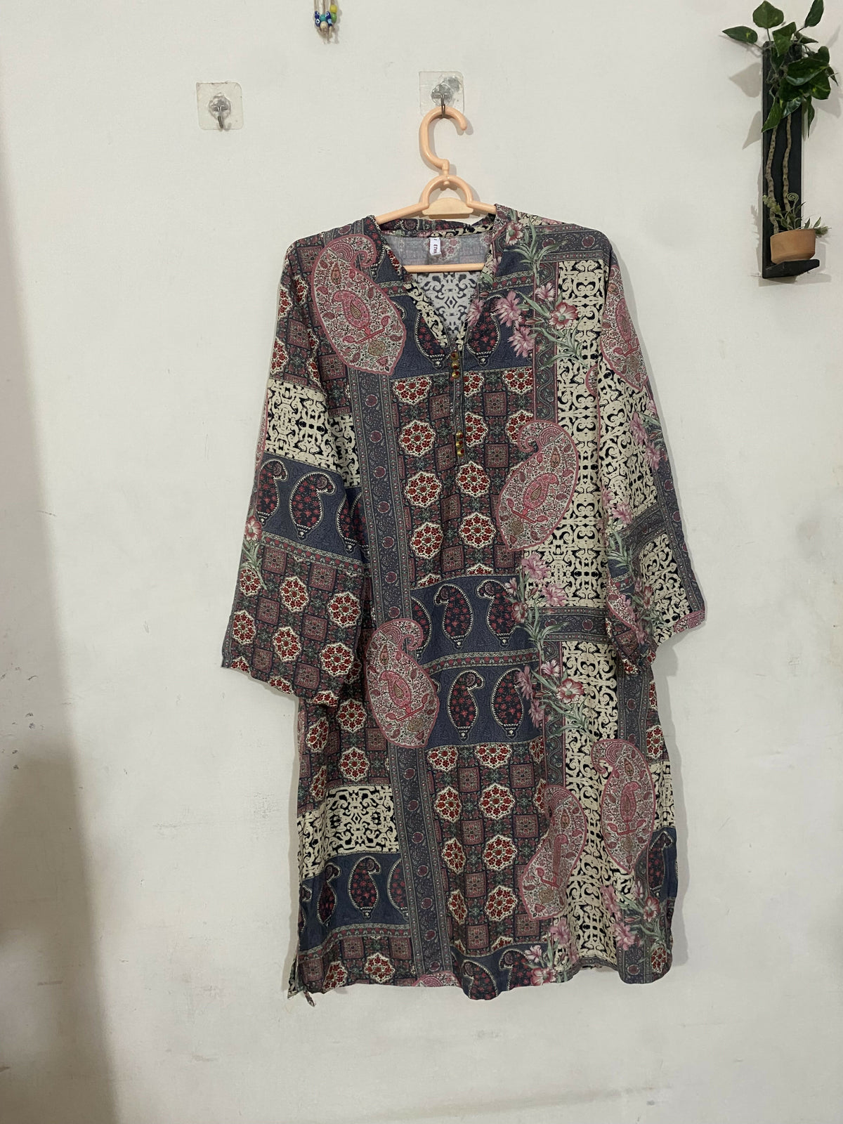 Ethnc | Women Branded Kurta | Medium | Preloved