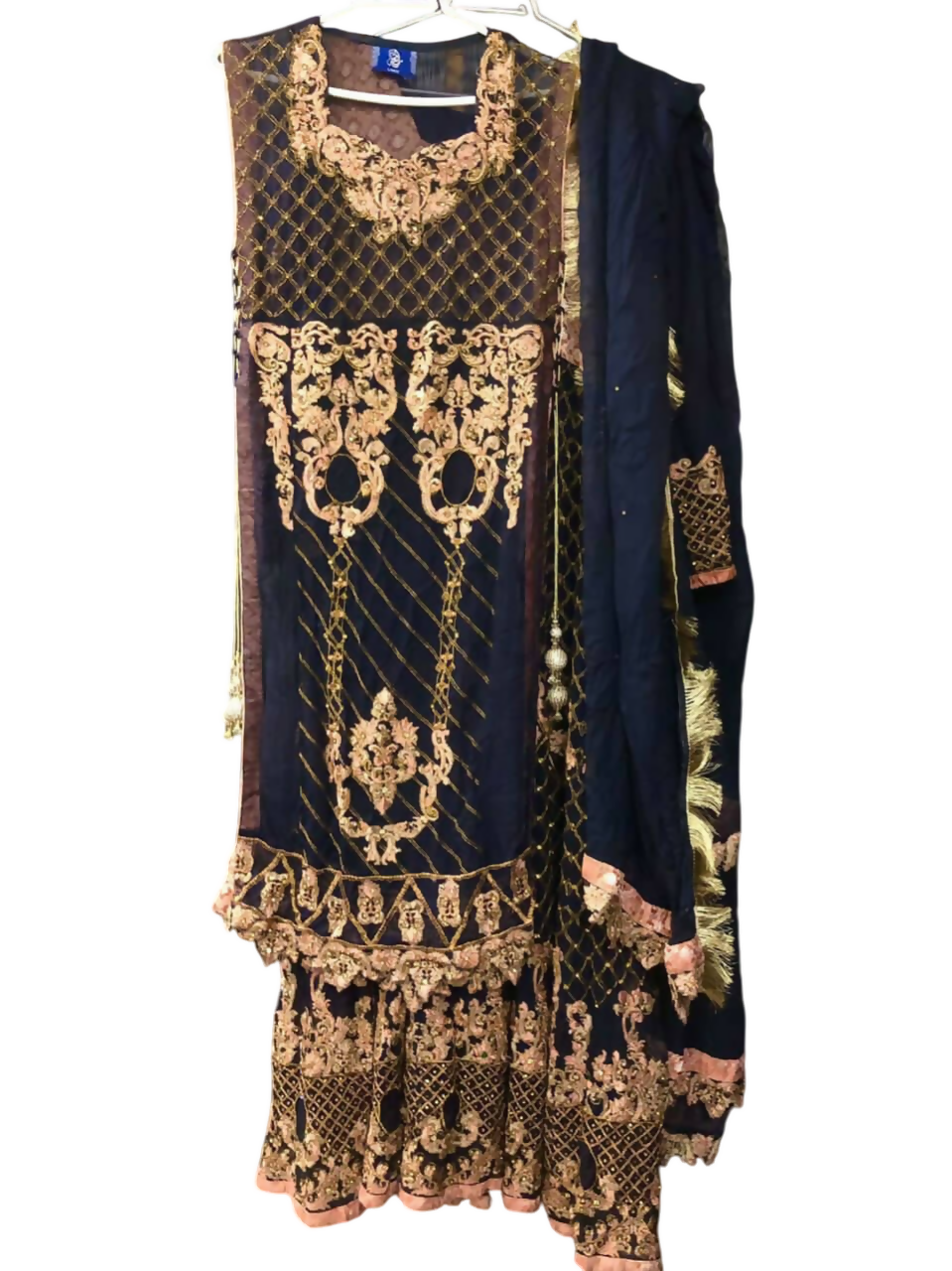 FISjRUMQzS-Photoroom