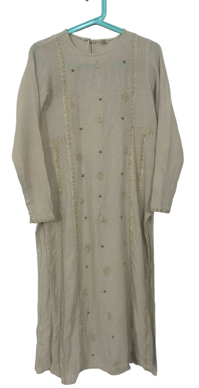 ATPMvee1qc-Photoroom