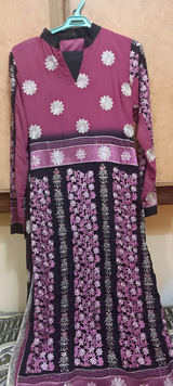 Fully Embroidered Suit | Women Locally Made Formals | X Small | Worn Once
