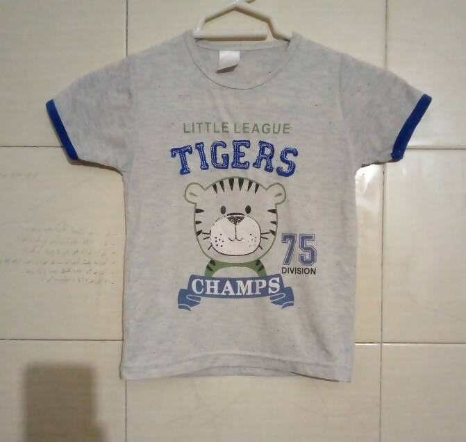 2 pc Boys Suit | Kids | Boys Tops & Shirts | Size: 21 | Preloved