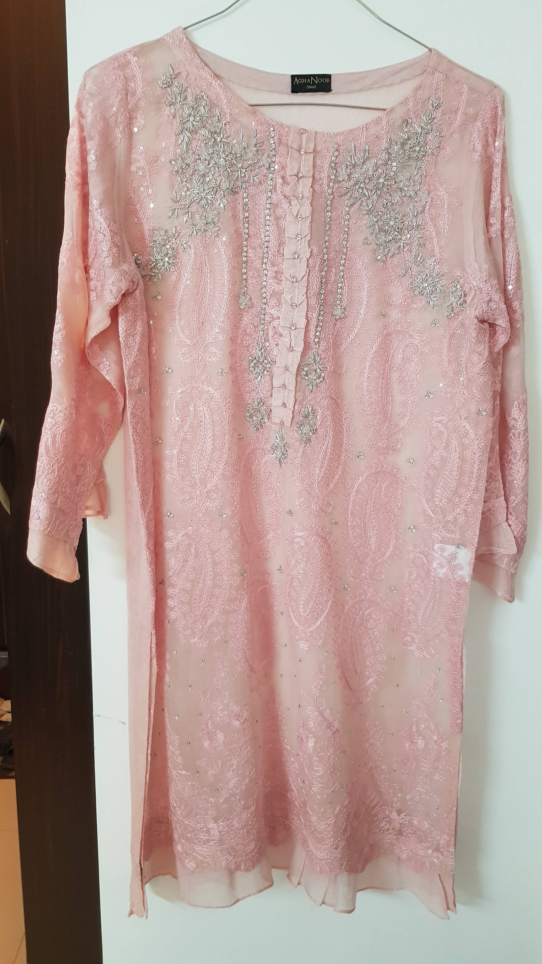 Agha Noor | dress 4 pc Pink colour | Women Formals | Worn Once