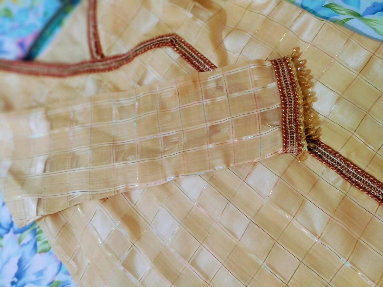 Golden Fancy Kurta & Dupatta | Women Locally Made Kurta | Small | Preloved