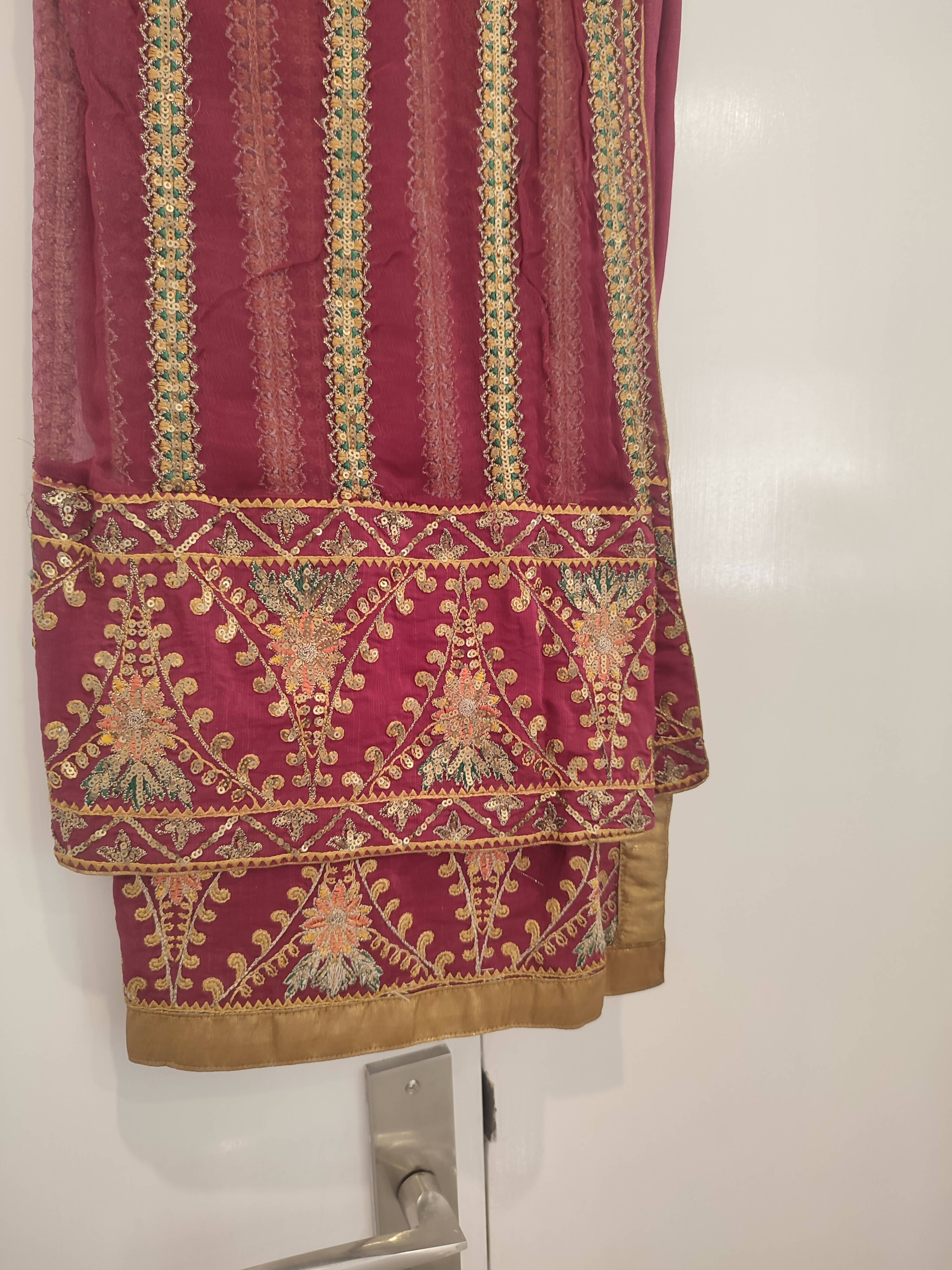 Iznik | Maroon 3Pc Chiffon Dress | Women Branded Formals |Medium |New