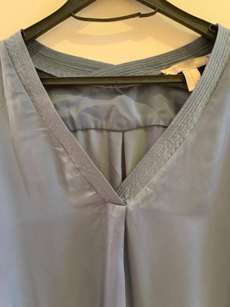 Forever 21 | Blue Top | Women Tops & Shirts | Medium | Preloved