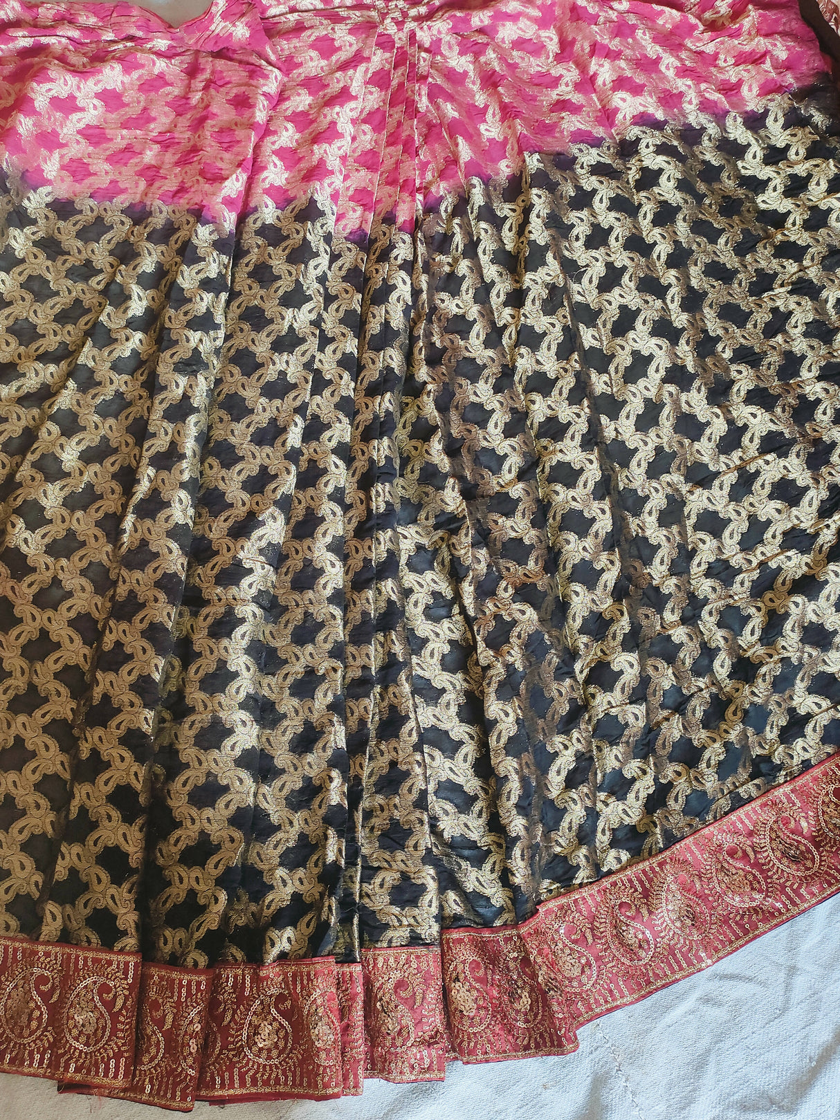 Saari | Women Sarees | Women Formals | Large | Preloved