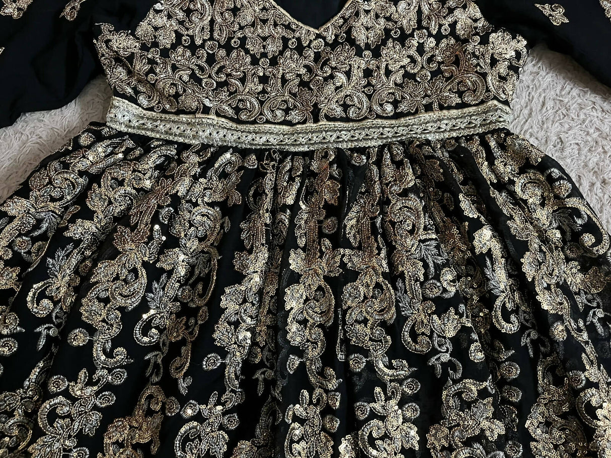 pleated سیاہ فراک | خواتین کے فراکس اور میکسس | ایک بار پہنا۔