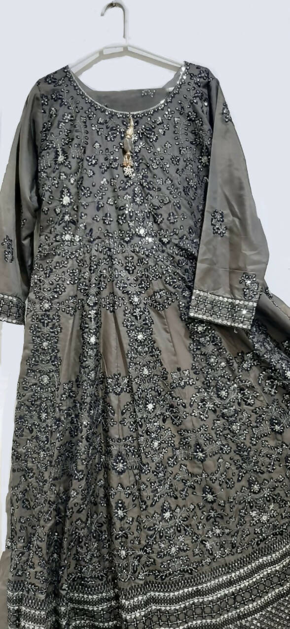 Sheikh Boutique | Women Frocks & Maxis | Medium | Worn Once