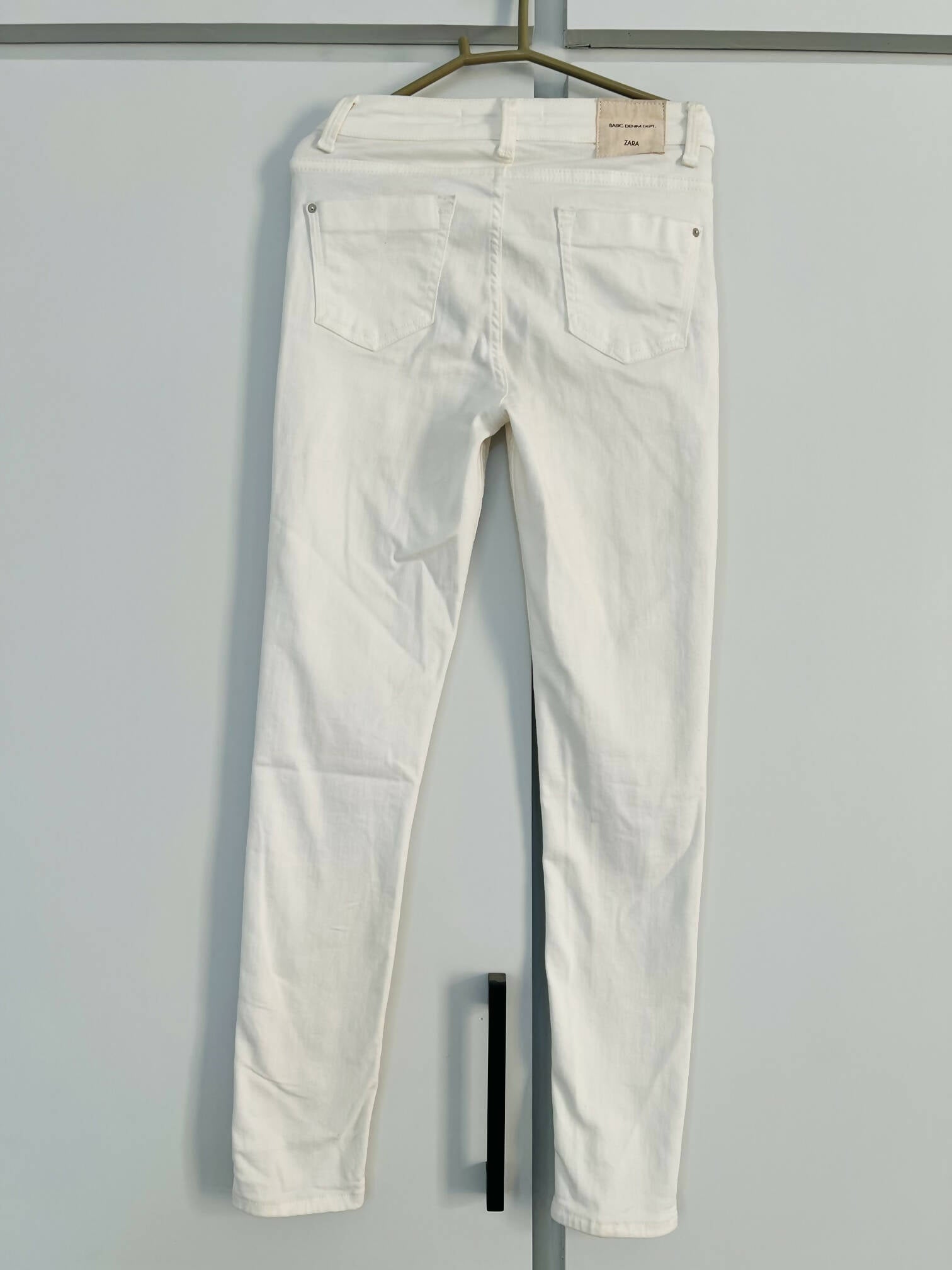 Zara Basic | White Denim (Size EUR 34) | Women Bottoms & Pants | Brand New