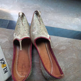 Unisex Golden Khussa | Men Accessories & Footwear | Size: 38 | New