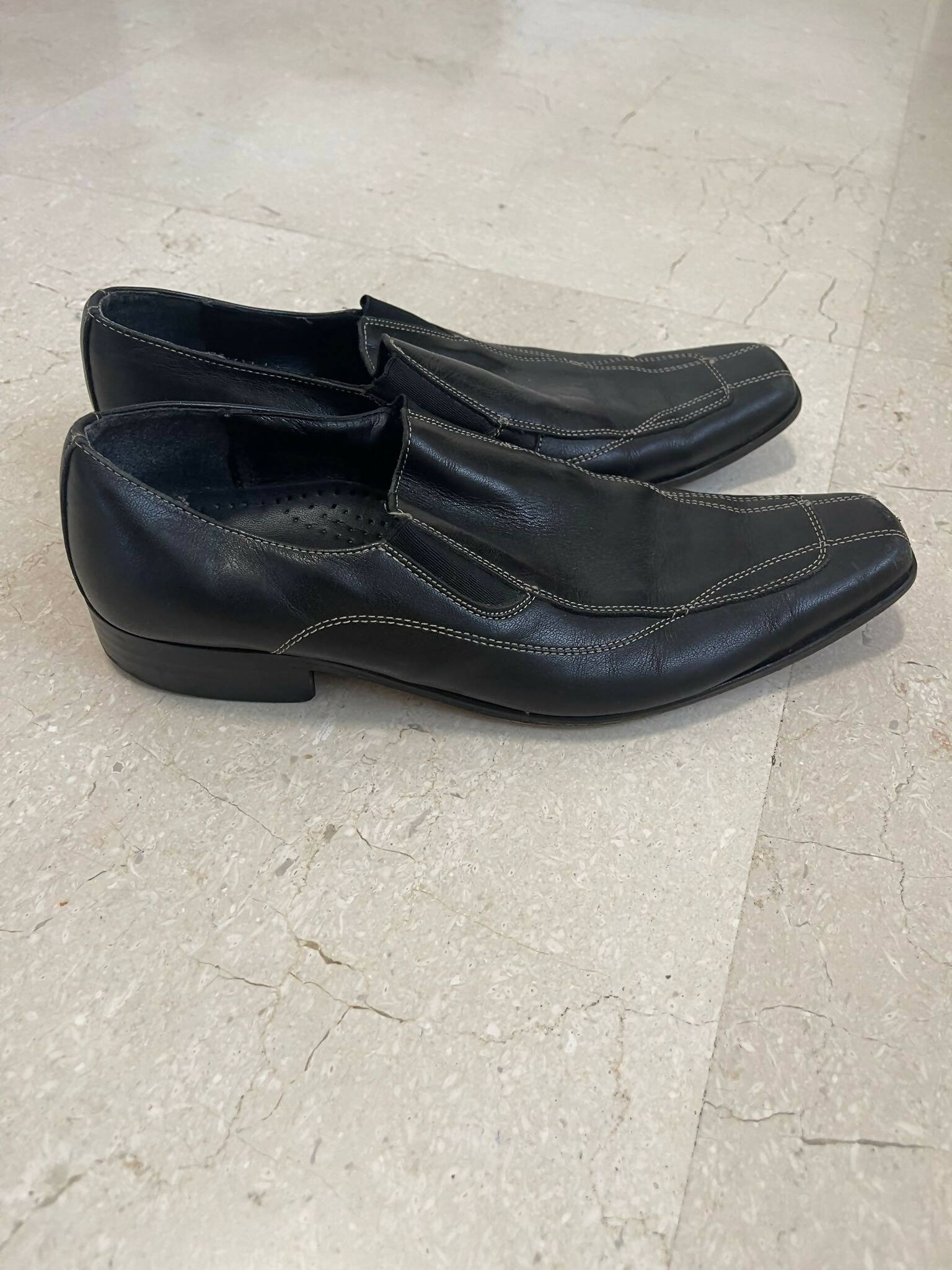 Black Leather Shoes | Men Shoes | Size 8 | Preloved