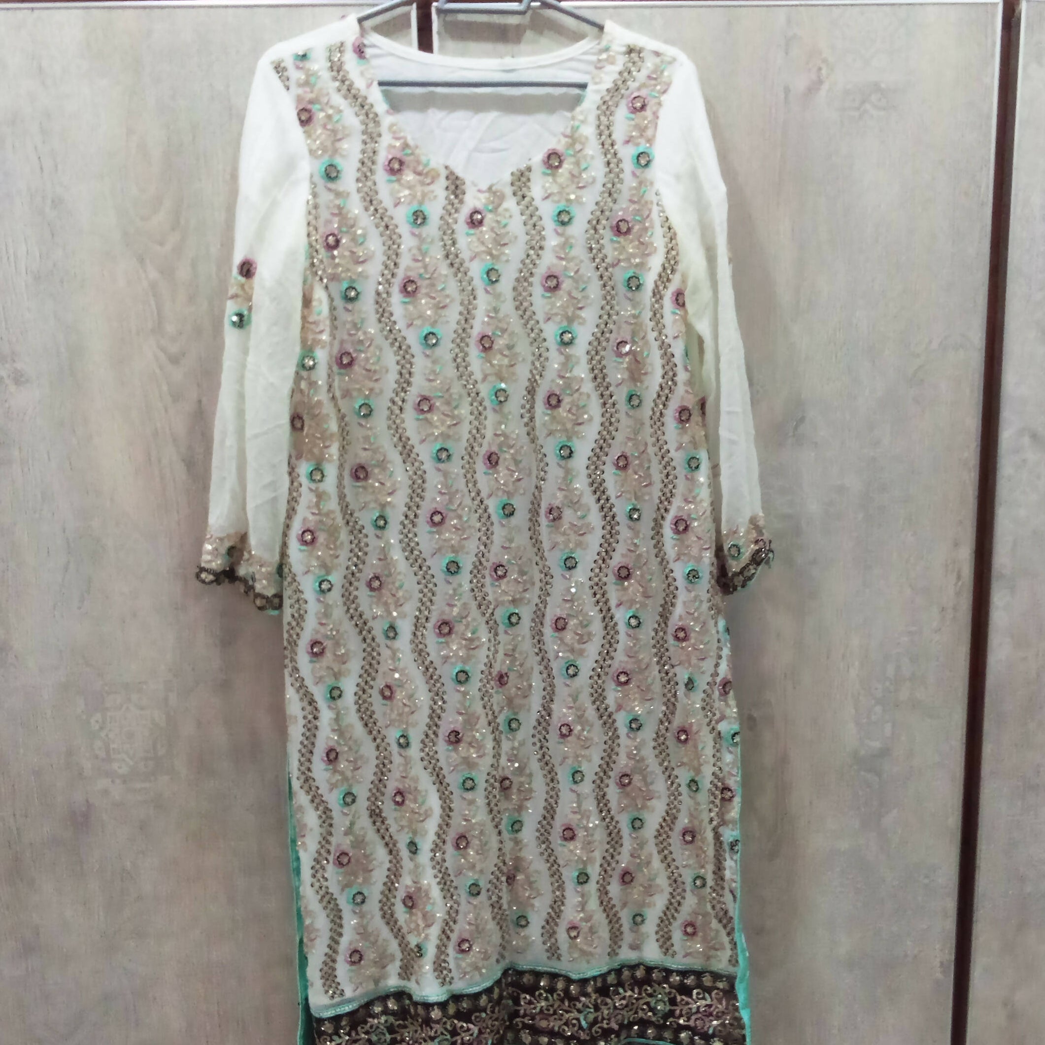 Haseen White Formal Suit | Women Locally Made Formals | Medium | Worn Once